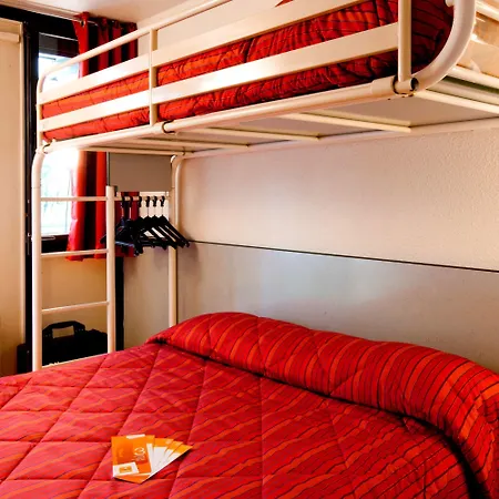Premiere Classe Coulommiers Hotel 2*
